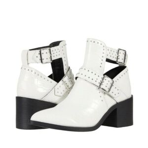 Steve Madden Andy White Crocodile Boots